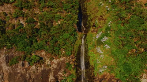Beautiful drone close-up view of a multi-tiered natural waterfall cutting 库存影片 335710582