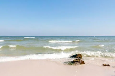 Beautiful empty beach with blue sky background Foto stock