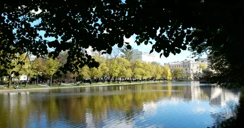 A beautiful fall day Stock Footage 68053363