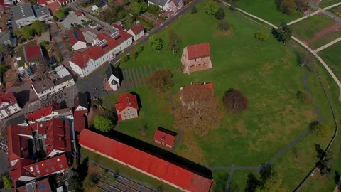 Beautiful flight over the monastery in the city of Lorsch. Stockbeeldmateriaal 153898677