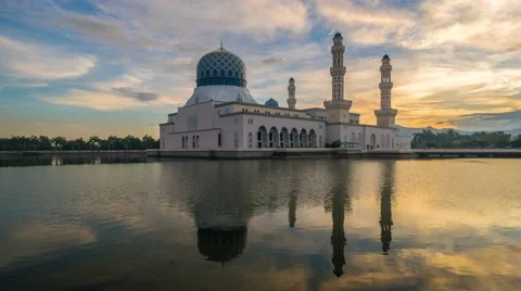 Beautiful Floating Mosque With Cloudy Sky and Reflection Video stock 51959316
