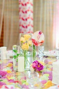 Beautiful flower composition on the table Foto stock