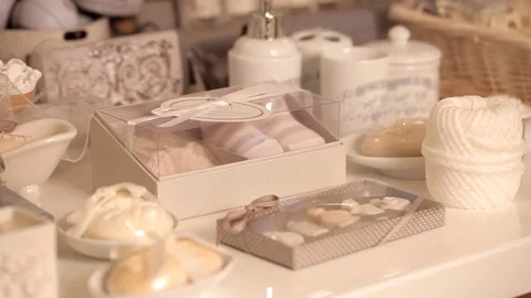 Beautiful gift baskets in a prestigious store 스톡 동영상 77556852