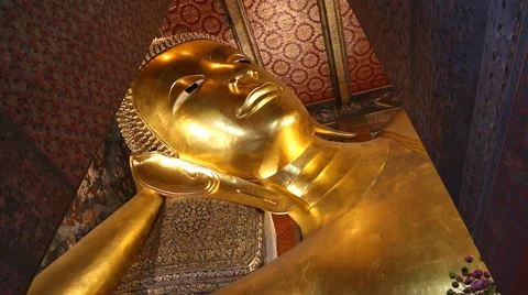 Beautiful Gold Image Buddha Posture Sleep Of Wat Pho Temple, Thailand (zoom in) Stock Footage 49255034