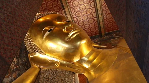 Beautiful Gold Image Buddha Posture Sleep Of Wat Pho Temple, Thailand (zoom out) Stock Footage 49257922