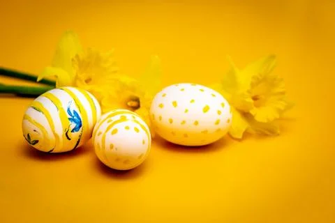 Beautiful handmade easter eggs decorated with flower. Foto stock
