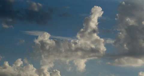 A beautiful hyperlapse of moving and changing clouds Video stock 141646244