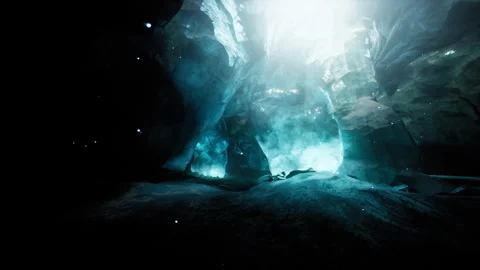 Beautiful ice cave interior at Glacier National Park Vídeos de archivo 253739166