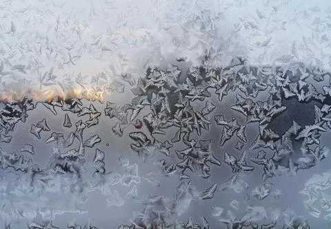 Beautiful ice patterns on winter window Stock-Fotos