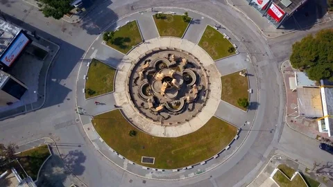 Beautiful iew of the ring road with beautiful sculpture in Bari Stock Footage 124489403