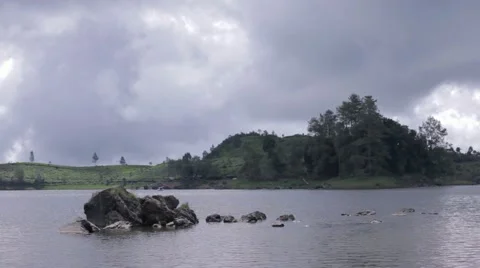 Beautiful lake 動画素材 47305097