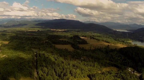 Beautiful landscape forest mountains Vidéo 42525885
