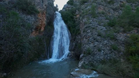 Beautiful large waterfall in a slow motion. Stock Footage 186772626