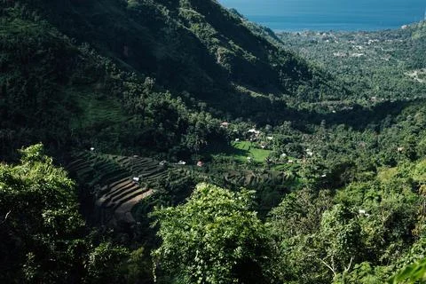 Beautiful light and shadow effect on the rice terraces behind Amed Foto stock