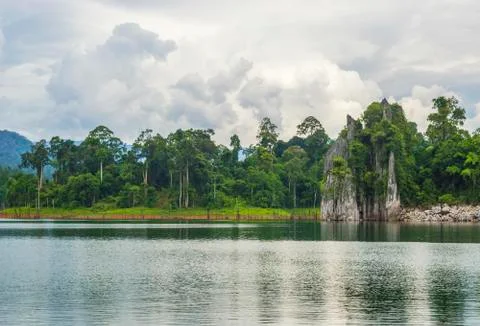Beautiful limestone mountain with reflection Foto stock