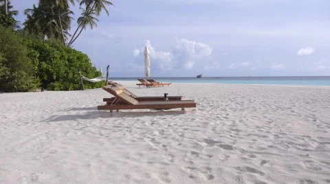 Beautiful Maldives sandy beach 動画素材 49107440