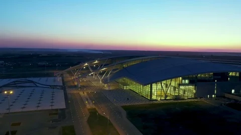 Beautiful modern building at night Stock-Footage 80926034