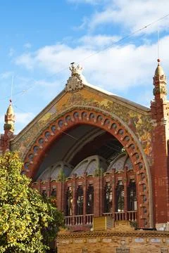Beautiful modernist facade of the Mercado de Colón in Valencia Stock Photos