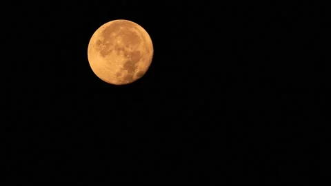 Beautiful Moonlight in this Moonset Time-lapse. Stock Footage 140449622