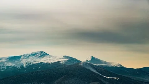 Beautiful mountain 스톡 동영상 316117238