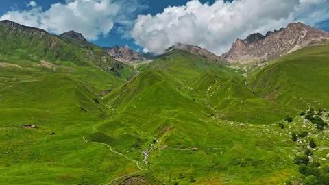 Beautiful mountain landscape in summer Stock Footage 259642346