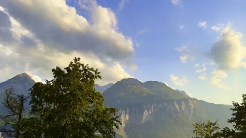 Beautiful Mountain View and Sky with Clouds in a Sunny Summer Day Stockbeeldmateriaal 265486151