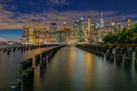 Beautiful Night Light and Lower Manhattan skyline with East River and New York Stock Photos