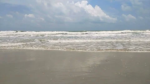 Beautiful ocean waves lapping at the beach. Stock Footage 95746501