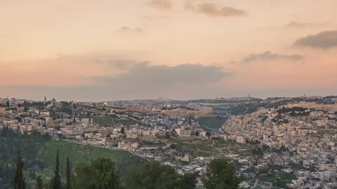 Beautiful Panoramic view of Jerusalem at evening time. Israel, Timelapse. Stock-Footage 104843909