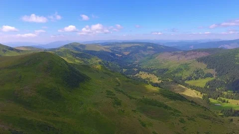 Beautiful panoramic view of mountains landscape. Aerial footage Video stock 79069287