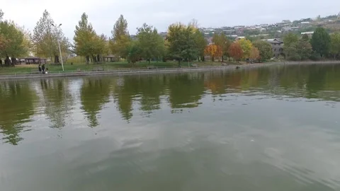 A beautiful park with a lake 3 Video stock 330751996