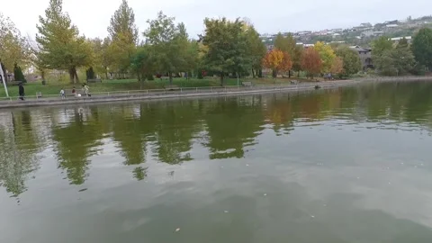 A beautiful park with a lake 4 Video stock 330751995