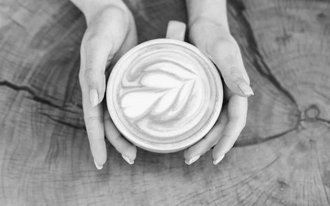 Beautiful pattern heart created by microfoam. Coffee shop and cafe concept Fotos de archivo