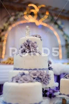 Beautiful Purple Wedding Cake With Flowers