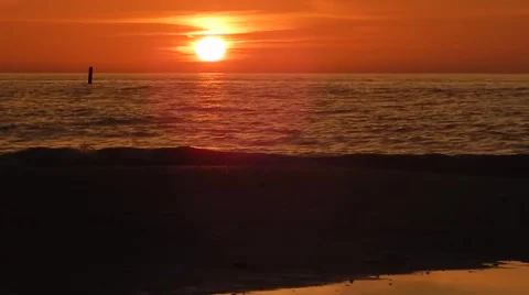 Beautiful red glowing sunset over ocean Stock-Footage 45521390