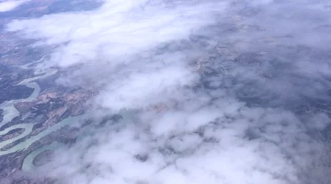 Beautiful River from the Cloud 動画素材 68148306