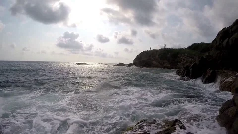 Beautiful rocks in a mexican beach 库存影片 100268929