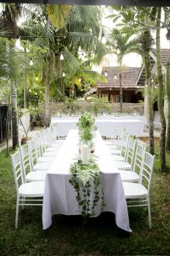 Beautiful rustic garden wedding setup Foto stock
