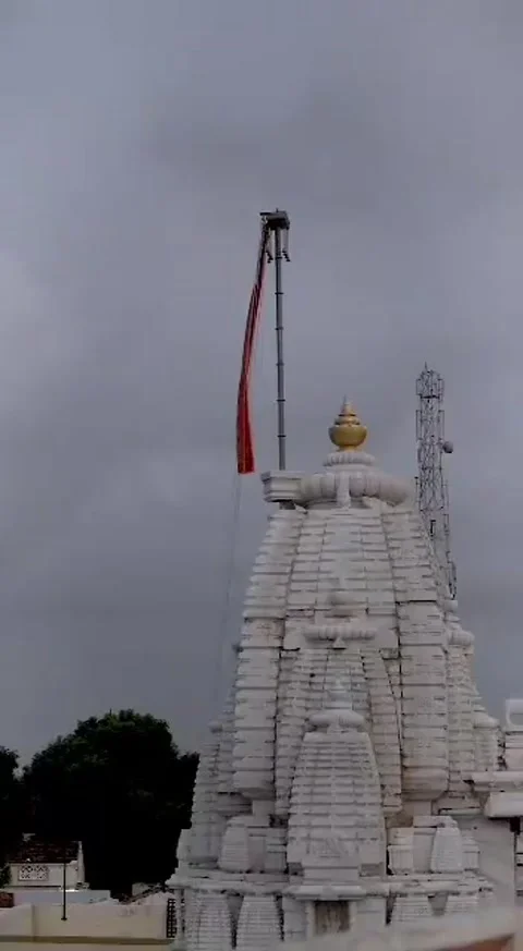 A beautiful scene of Temple in india Stock Footage 137628514