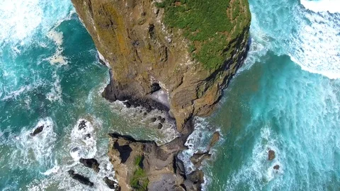 Beautiful scenery of Haystack Rock - Oregon USA 스톡 동영상 99094879