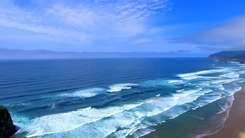 Beautiful scenery of Haystack Rock - Oregon USA 스톡 동영상 99095478