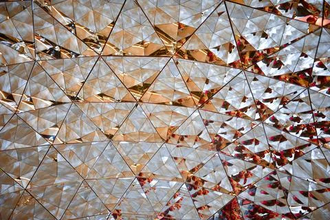 Beautiful shot of triangular geometric crystal pattern Stockillustratie