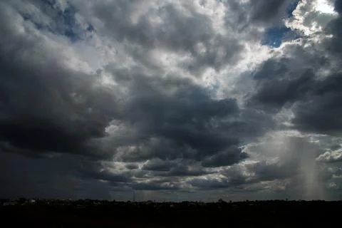 Beautiful sky background with clouds. Fotos de archivo