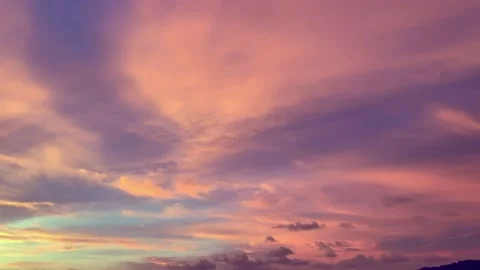 Beautiful sky with clouds background. abstract pink purple cloudscape. beauty in Vídeos de archivo 155004990