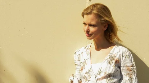 Beautiful smiling model 스톡 동영상 107604746