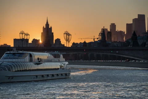 Beautiful spring sunset in Moscow Stock Footage 151203990