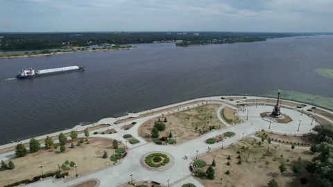 Beautiful square, river and ship Stock Footage 219868225
