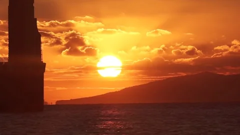 Beautiful sun setting on ocean Stock Footage