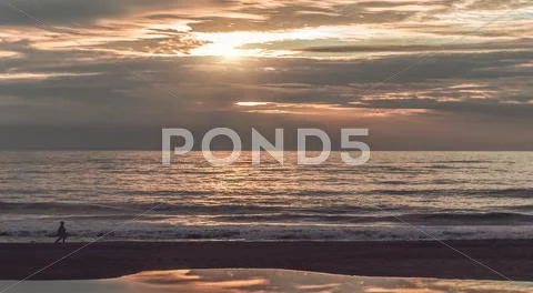 Beautiful sunset above the atlantic ocean Stock Photos