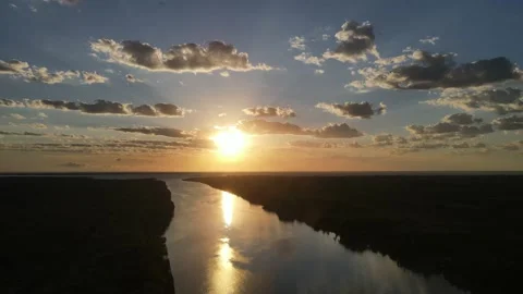 Beautiful sunset in Amazon River Aerial 4K Vidéo 151815808